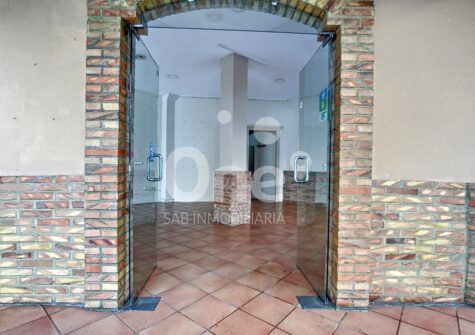 Locales en Nou Moles, Valencia